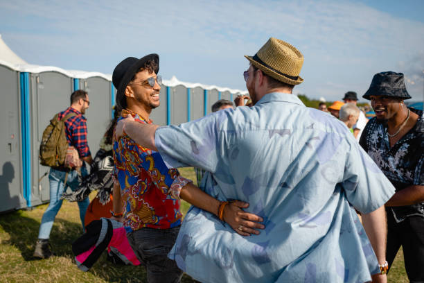 Best Portable toilet rental cost  in Oconto, WI